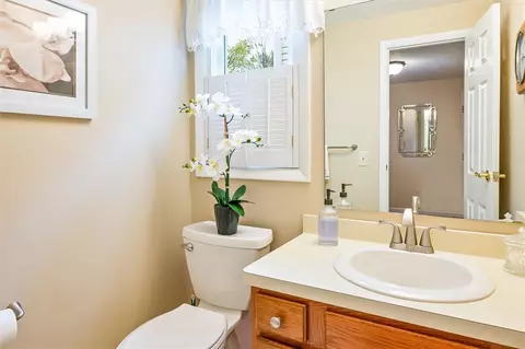 Bath - 66 Westover Dr, Webster, NY 14580 photo 1 of 4
