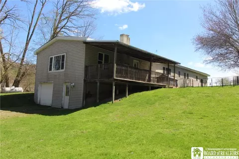 223 Mud Creek Rd, Poland, NY 14747