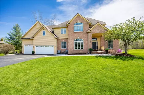1 Dangelo Dr, Webster, NY 14580