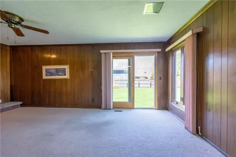 35 Cedar Ln, Irondequoit, NY 14622 photo 9