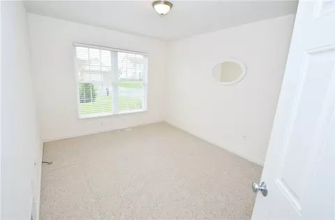 1012 Pondbrook Pt, Webster, NY 14580 photo 26
