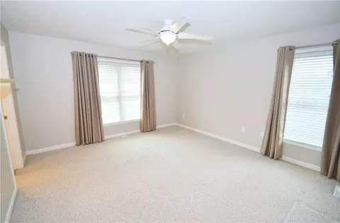 1012 Pondbrook Pt, Webster, NY 14580 photo 19