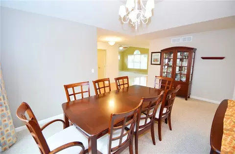 1012 Pondbrook Pt, Webster, NY 14580 photo 18