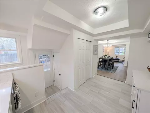 357 Hampton Blvd, Greece, NY 14612 photo 6