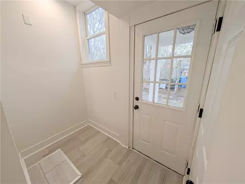 357 Hampton Blvd, Greece, NY 14612 photo 4