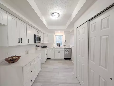 357 Hampton Blvd, Greece, NY 14612 photo 7