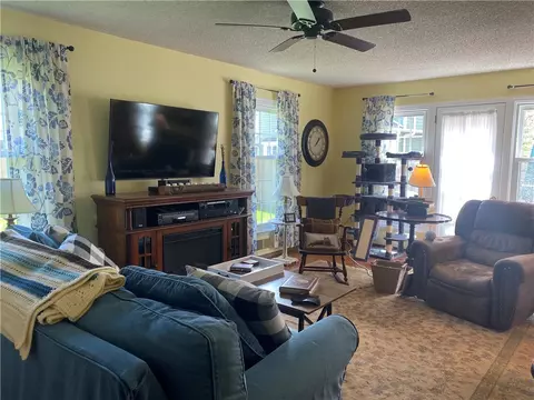 Living - 439 Upper Valley Rd, Gates, NY 14624 photo 2 of 4