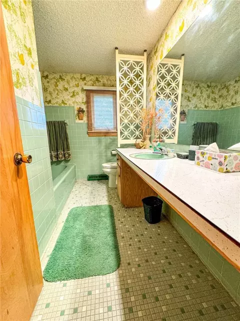 Bath - 8092 E Main Rd, Le Roy, NY 14482 photo 1 of 2