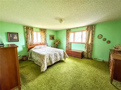 Bedroom - 8092 E Main Rd, Le Roy, NY 14482 photo 1 of 6
