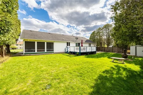 Exterior - 2696 E Ridge Rd, Irondequoit, NY 14622 photo 8 of 13