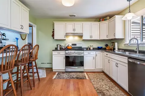 Kitchen - 43 Silverdale Dr, Irondequoit, NY 14609 photo 2 of 7
