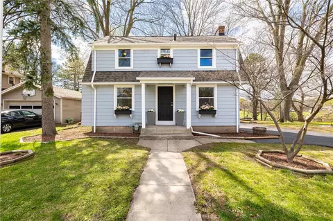 61 Warrenton St, Irondequoit, NY 14609