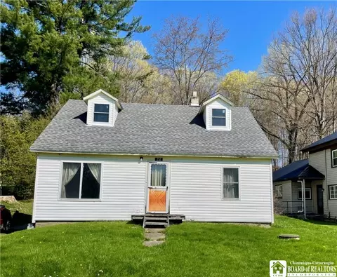 232 Main St, Randolph, NY 14772