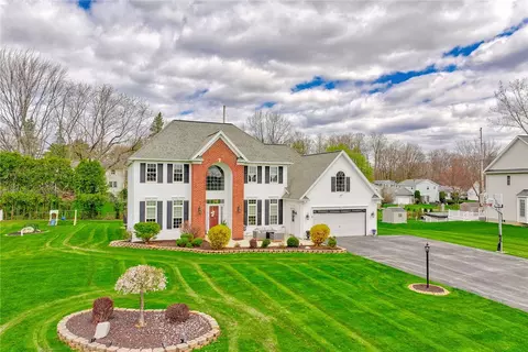 14 Harvest Walk, Webster, NY 14580