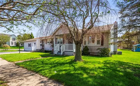 196 W Utica St, Oswego, NY 13126