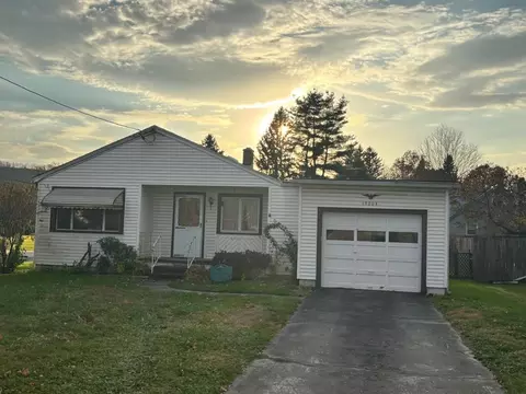 1500 Maple Ave #B, Southport, NY 14904