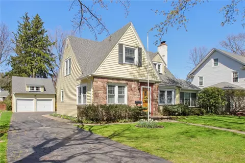 Exterior - 64 Hermitage Rd, Irondequoit, NY 14617 photo 2 of 8