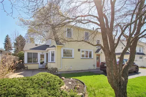 Exterior - 64 Hermitage Rd, Irondequoit, NY 14617 photo 6 of 8
