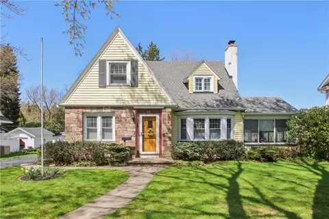 64 Hermitage Rd, Irondequoit, NY 14617