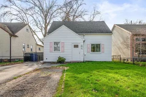 237 Ridgecrest Rd, Greece, NY 14626