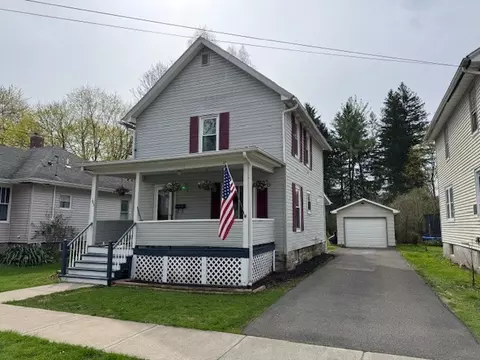 105 Earley St, Wellsville, NY 14895