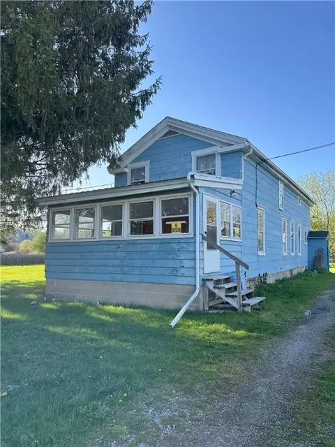 16 School St, Moravia, NY 13118