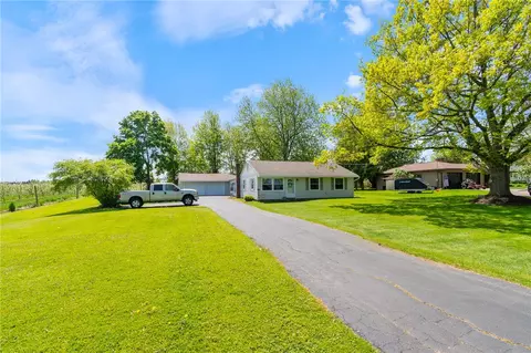 2600 Lake Rd, Ontario, NY 14519
