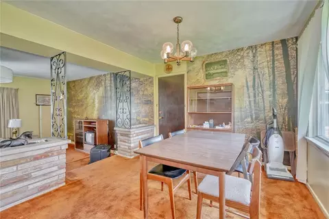 Dining - 1322 Hatch Rd, Webster, NY 14580 photo 4 of 6