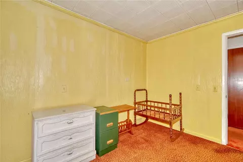 Bedroom - 1322 Hatch Rd, Webster, NY 14580 photo 7 of 8