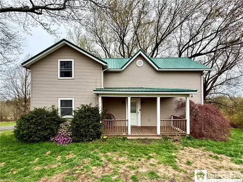 3054 E Main Rd, Dunkirk, NY 14048