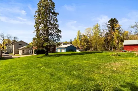 Exterior - 11 Sisson St, Lyons, NY 14489 photo 8 of 11