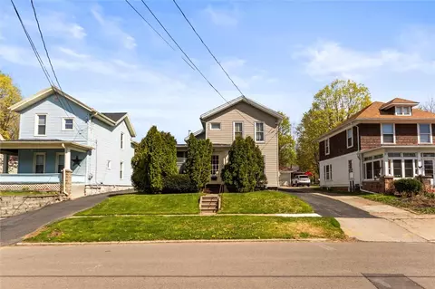Exterior - 11 Sisson St, Lyons, NY 14489 photo 2 of 11
