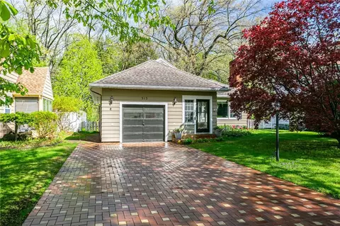 313 Winona Blvd, Irondequoit, NY 14617