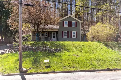 388 Prospect Dr, Palmyra, NY 14522