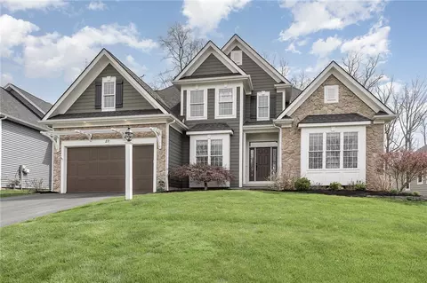 27 Highland Grn, Victor, NY 14564