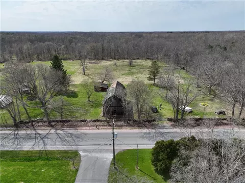 2755 Redman Rd, Clarkson, NY 14420