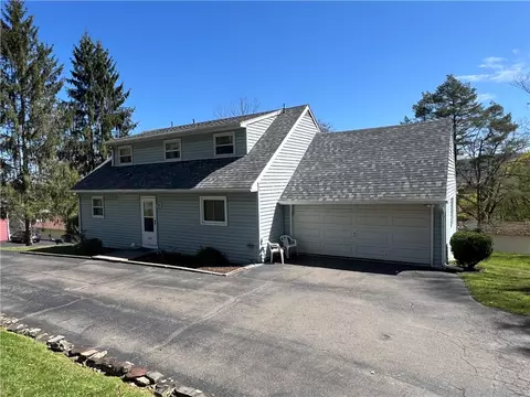 204 Parkwood Ave, Elmira, NY 14903