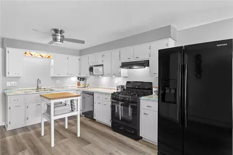 Kitchen - 435 Bay View Rd, Irondequoit, NY 14609 photo 1 of 5