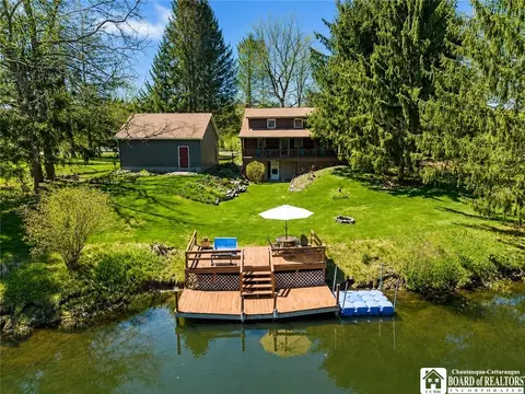 4146 W Lake Rd, Mayville, NY 14757