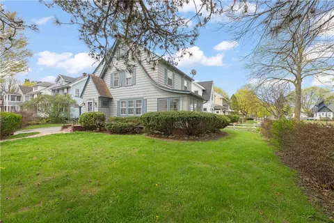 335 Rocket St, Rochester, NY 14609