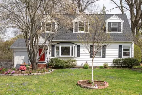 174 Forest Hills Rd, Rochester, NY 14625