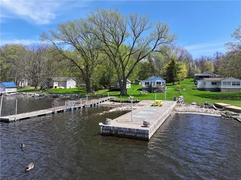 8013 Cline Shrs, Huron, NY 14590