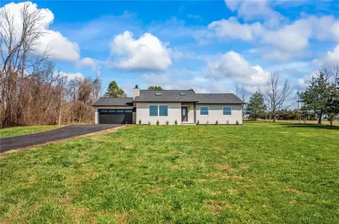 258 Curtis Rd, Parma, NY 14468
