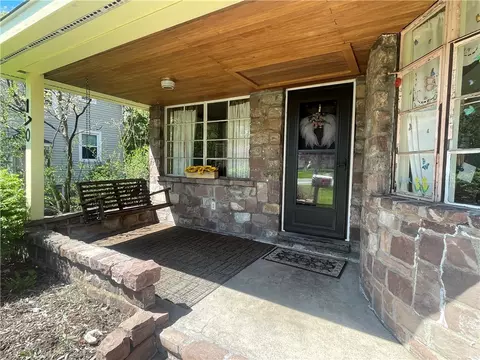 Exterior - 170 Avondale Rd, Irondequoit, NY 14622 photo 4 of 8