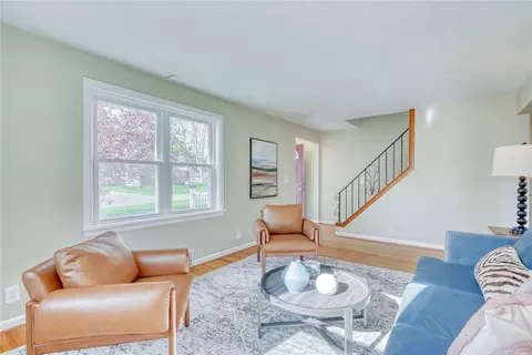Living - 486 Pineview, Webster, NY 14580 photo 3 of 7
