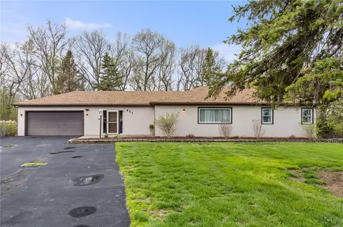 451 Manse Ln, Rochester, NY 14625
