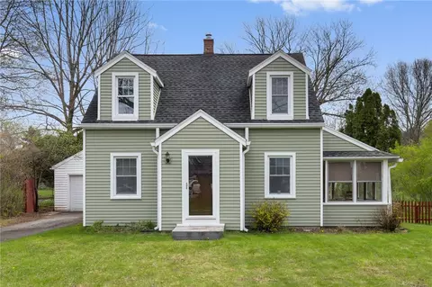 1606 Creek St, Rochester, NY 14625
