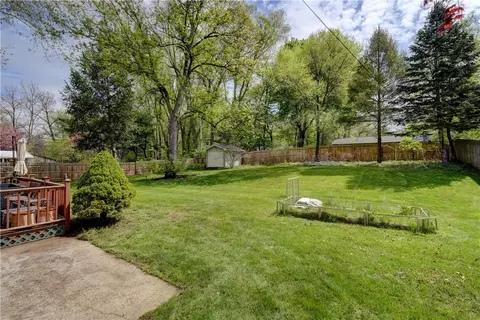 Exterior - 14 Benedict Rd, Perinton, NY 14534 photo 7 of 9