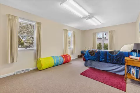 3 Holley St, Lyons, NY 14489 photo 16
