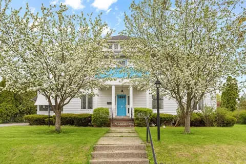 3 Holley St, Lyons, NY 14489 photo 3
